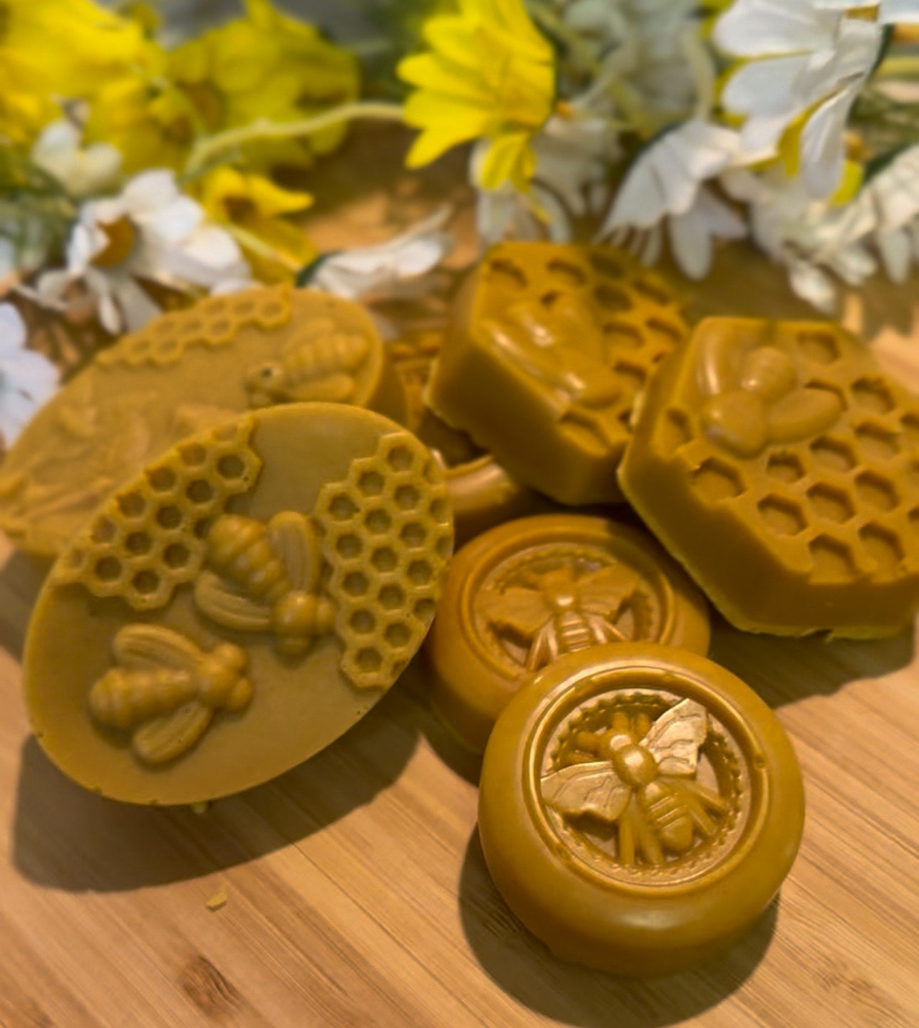 Revita~Glow Turmeric & Manuka Honey Hyperpigmentation Reversal Soap